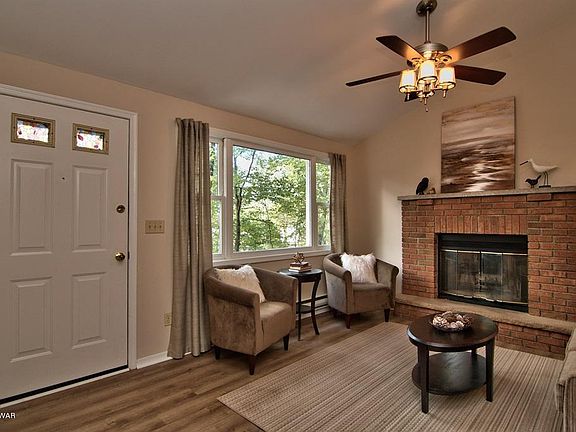 5th image of 12409 Mountain Laurel Dr
