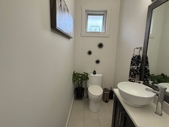 3 bedroom rental in Surrey — photo 19