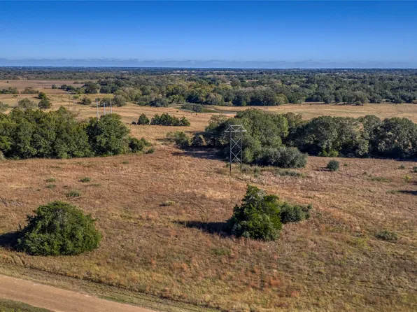 3 Greenvine Rd, Brenham, TX 77833