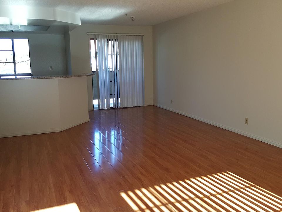 1st image of 425 S Stoneman Ave #29