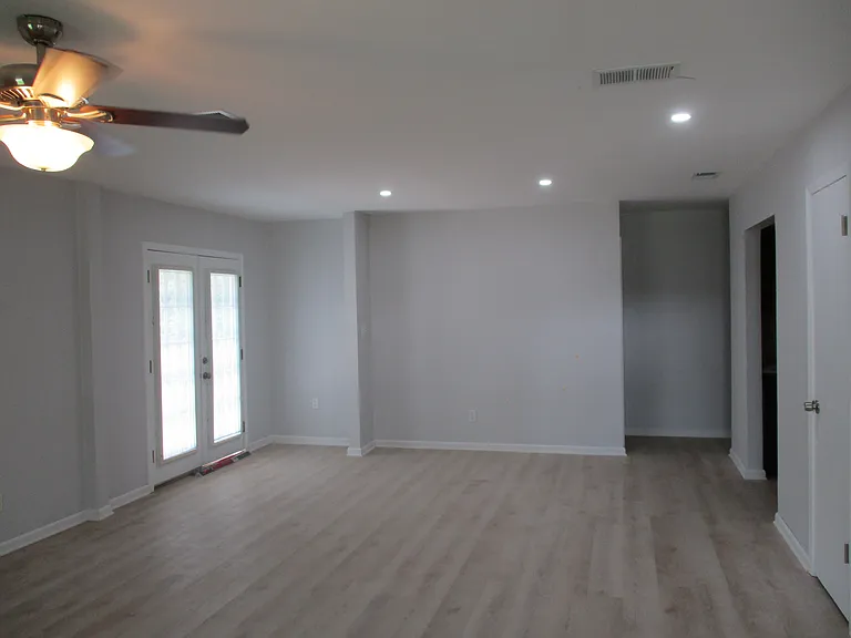 1906 Castle Gate Cir — Photo 5