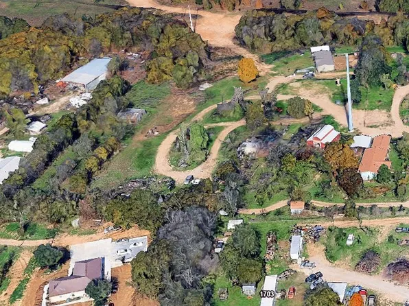 1702 Oliver St, Weatherford, TX 76086