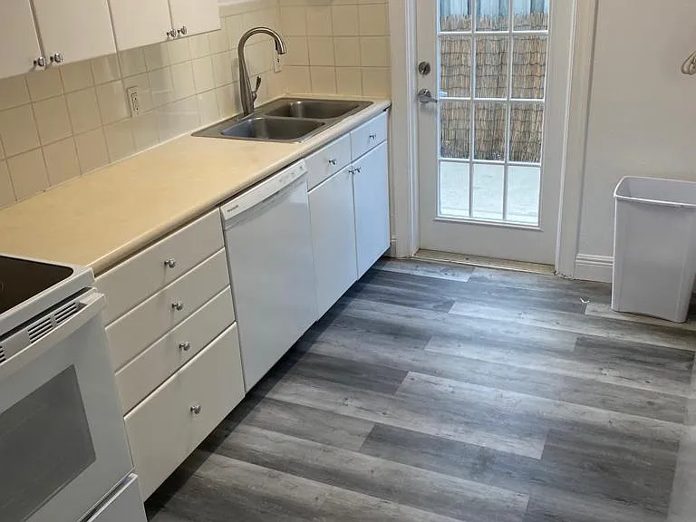 4205 N Flagler Dr #1 — Photo 3