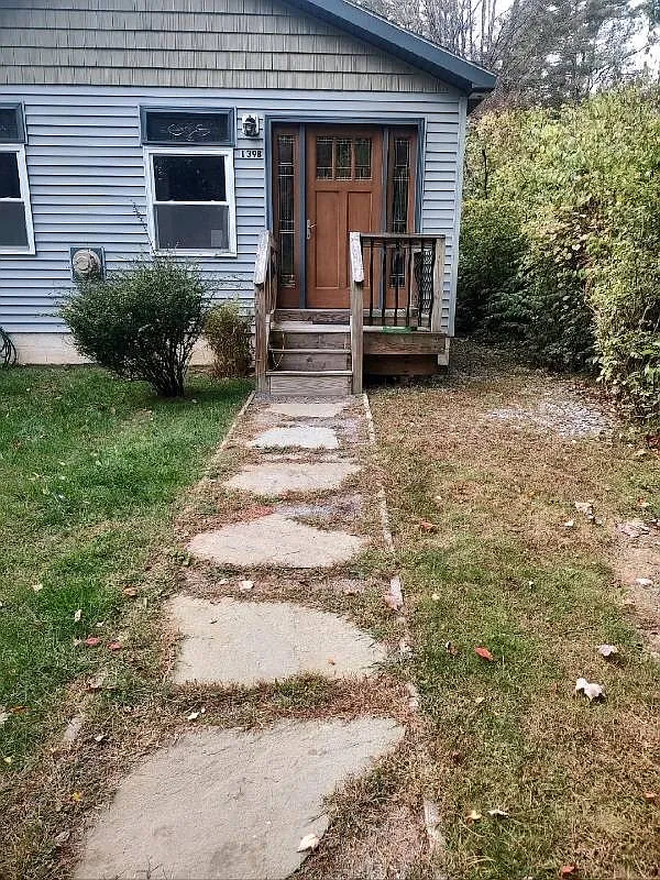 1 bed, 1.0 bath, 700 sqft, $1,550 — Photo 2