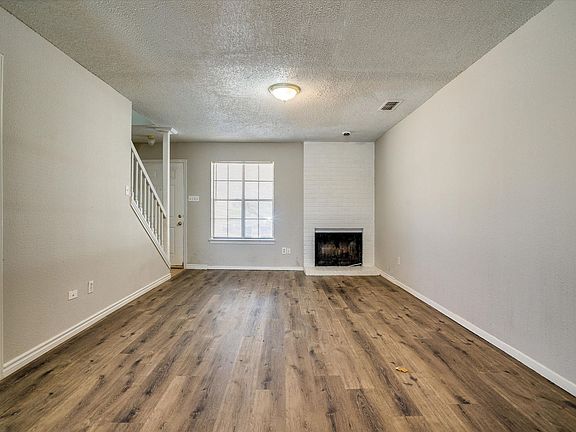 2nd image of 2822 Wimbledon Ct #D