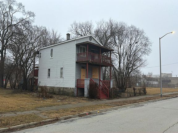 3rd image of 30 155th St