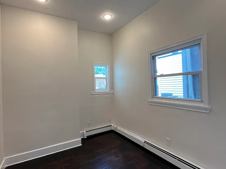 42.5 Jewett Ave #1 — Photo 11