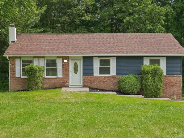 13 Sharon Drive, Highland, NY 12528