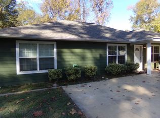 208 Scarborough St, Nacogdoches, TX 75961