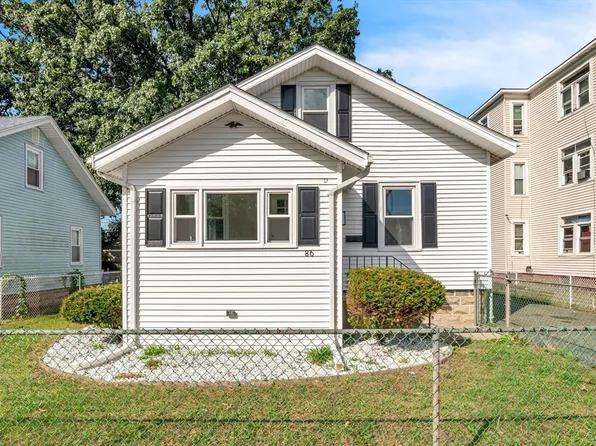 86 Malden St, Springfield, MA 01108