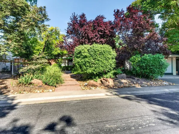 1222 Rosario St, Davis, CA 95618