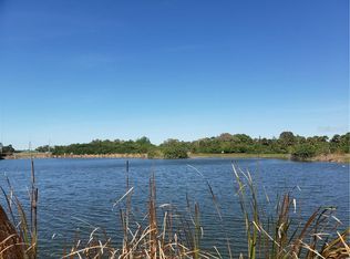 104 Hunter Rd, Rotonda West, FL 33947