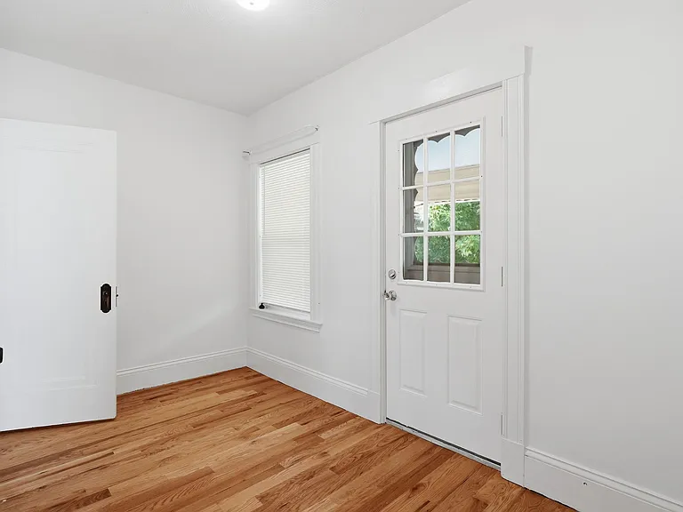 216 Broadway #2 — Photo 22