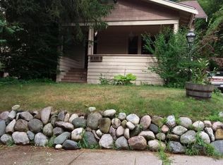 1914 Indiana St, Kalamazoo, MI 49008