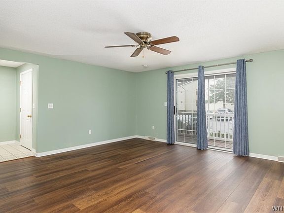 4th image of 400 West Ave Unit I1
