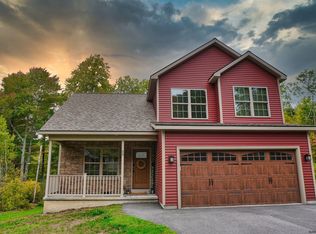 28 Windy Hill Rd, Queensbury, NY 12801