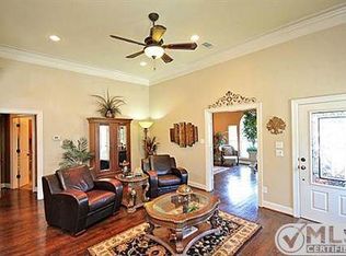 522 S 5th St, Midlothian, TX 76065