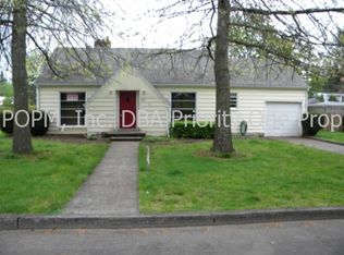 255 Harding Blvd, Oregon City, OR 97045