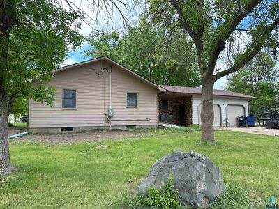 800 N Poplar Ave, Bridgewater, SD, 57319