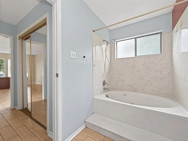 30207 E Geneva Dr — Photo 14