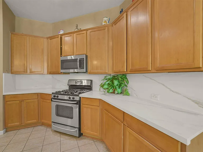 18930 Magnolia Arbor Ln — Photo 9