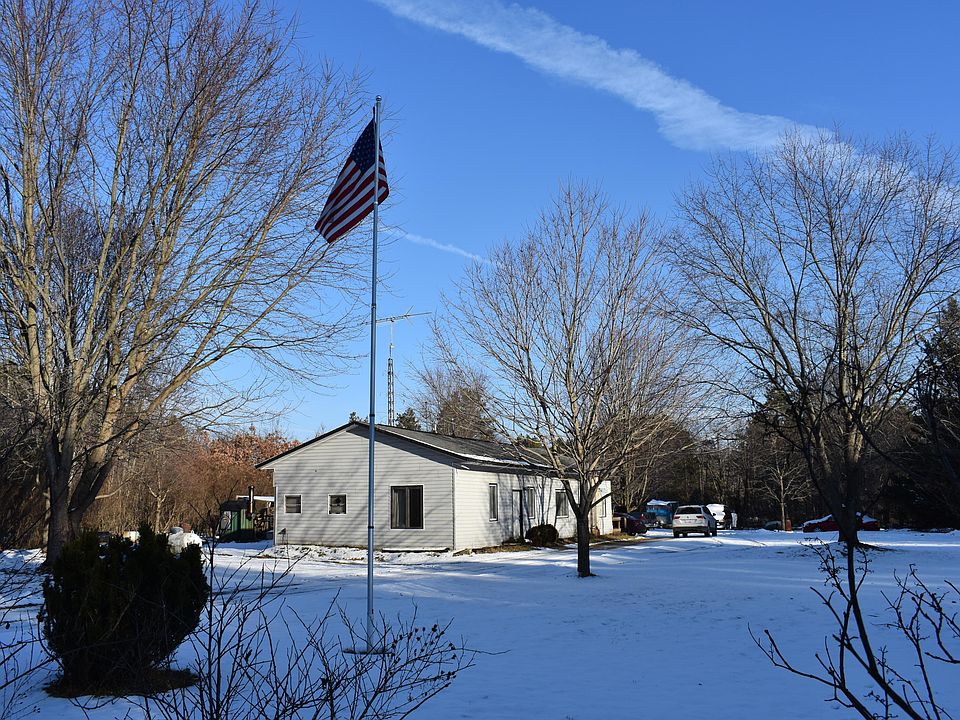 1st image of 2886 N Luce Ave
