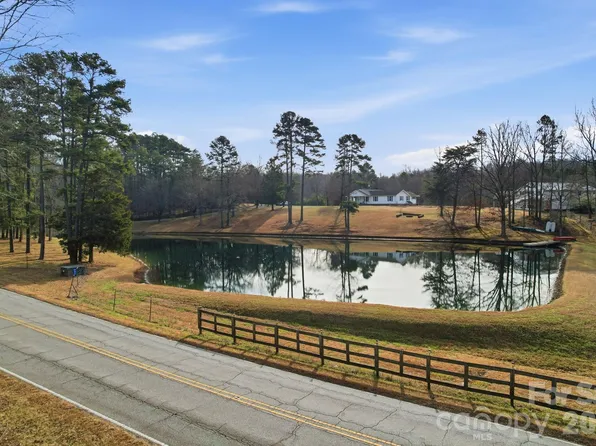 495 Chalk Maple Rd, China Grove, NC 28023