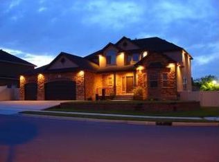 2916 W Iris Meadow Dr, Riverton, UT 84065