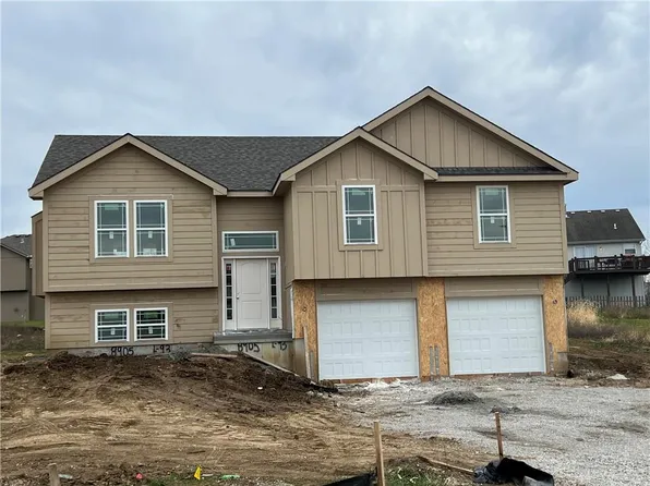 8905 NE 118th Ct, Kansas City, MO 64157