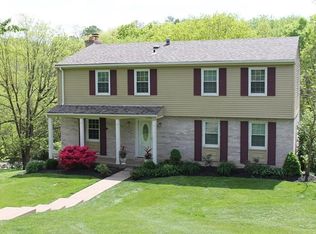 1220 Tiffany Cir, Pittsburgh, PA 15241