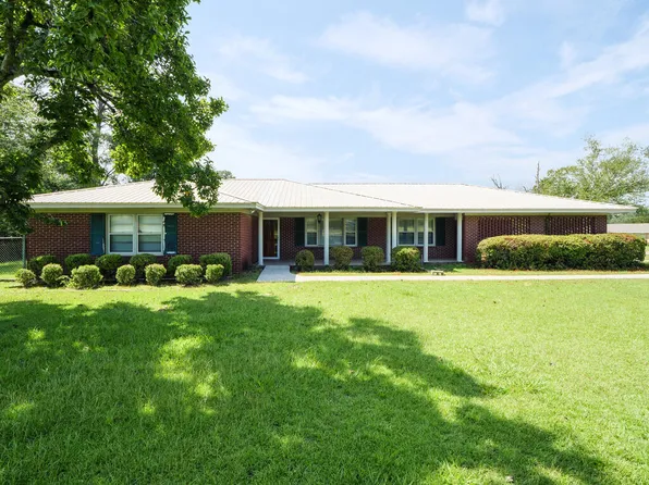 423 Eager Rd, Valdosta, GA 31602