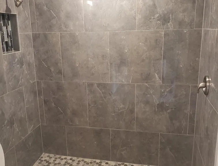 Luxurious Fully tiled Master walk-in shower