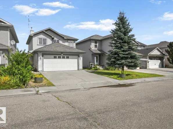 824 Barnes Link SW, Edmonton, AB T6W 1E8