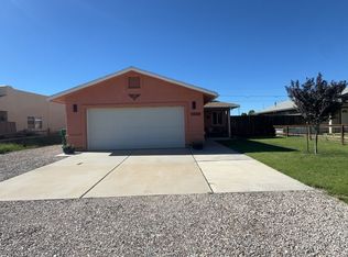 10238 S Honeysuckle Dr, Hereford, AZ 85615