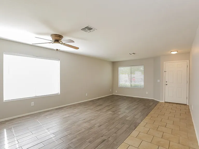6044 W Odeum Ln — Photo 5