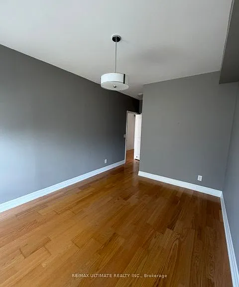 500 Saint Clair Ave W #605 — Photo 9
