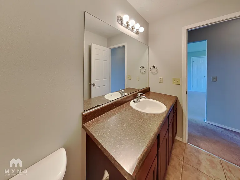 1269 S Rome Ave — Photo 19