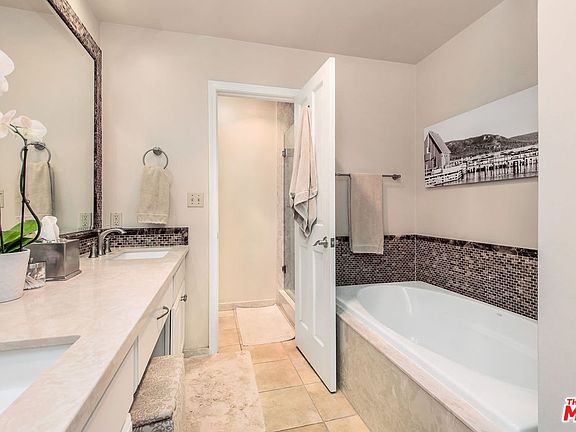 5th image of 11755 Montana Ave APT 105
