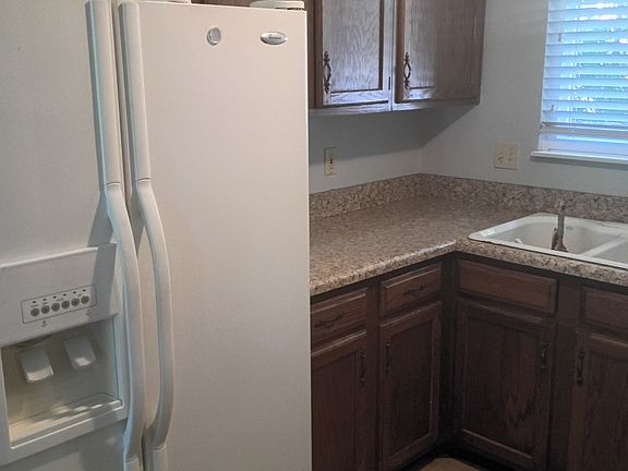 3rd image of 8941 Colchester Ridge Rd
