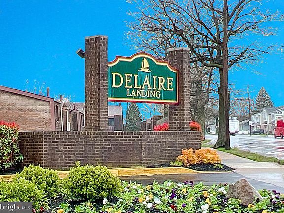 2nd image of 44303 Delaire Landing Rd #303-00