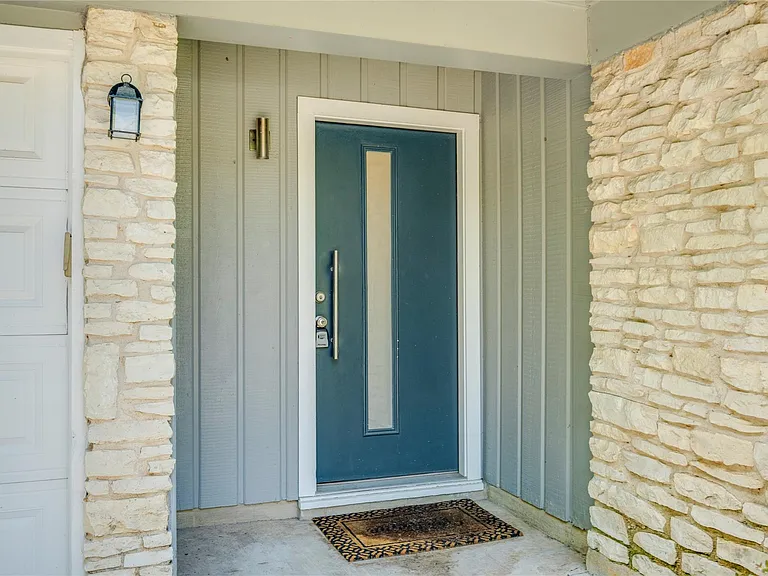 5402 Chevy Cir — Photo 25