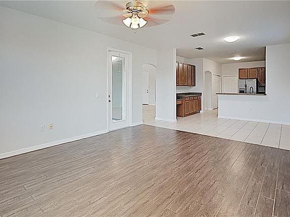 3rd image of 3180 Silver Fin Way