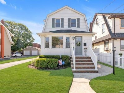 3 1st Ave, East Rockaway, NY, 11518