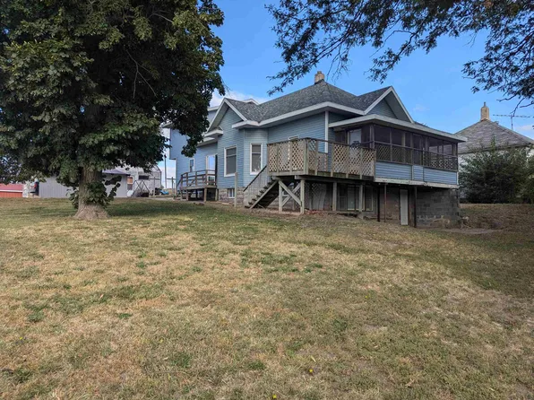 506 Preston St, Litchfield, NE 68852