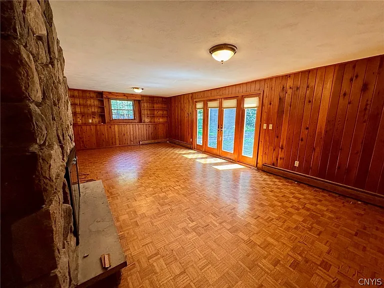 112 Old Farm Rd — Photo 23