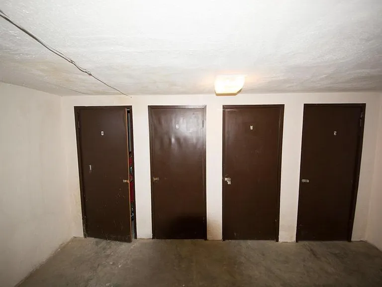 7843 Dawn Rd #7 — Photo 2