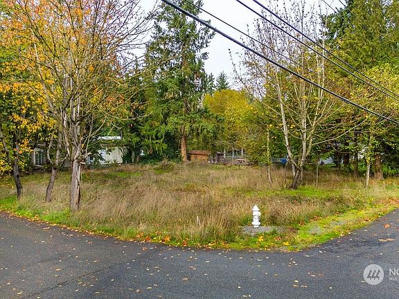 4th image of 9510 198th Avenue Pl E