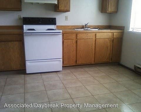 2nd image of 720 N 5th Ave APT 27
