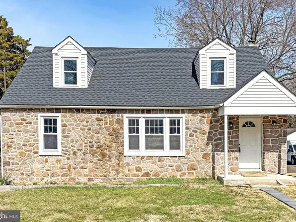 211 Pearl St, Pottstown, PA 19465