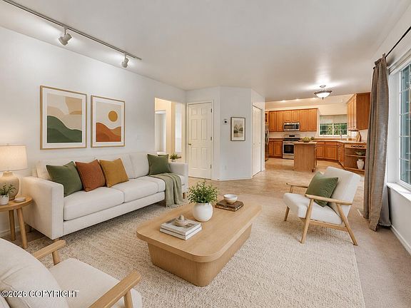 5th image of 4272 Birch Run Dr